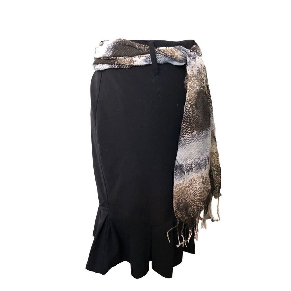 Byer y2k black high rise skirt with pleated bottom